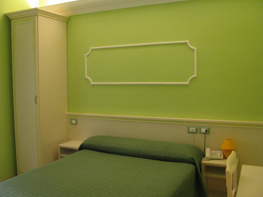 Tiffany Roma Suite Rom bilde